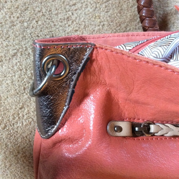 The Sak Indio coral toned bag leather woven strap - Picture 5 of 6